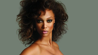 Dorchester Collection Moda Ödülü'nün sahibi Alisha! 2 dorchester collection moda odulu sahibi