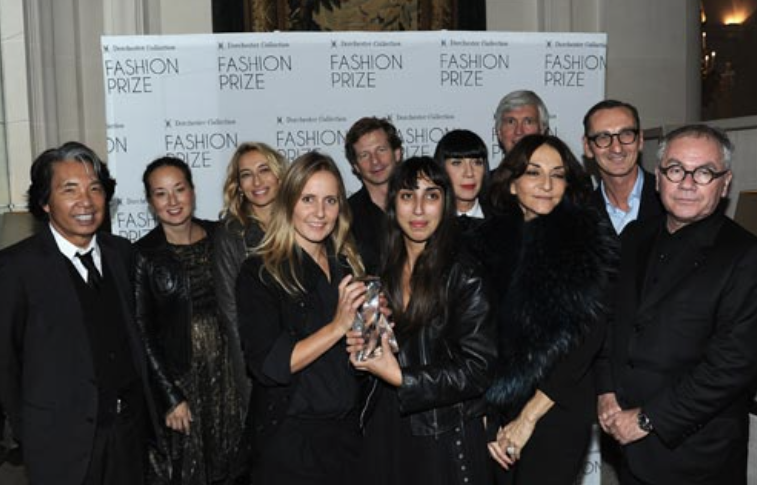 Dorchester Collection Moda Ödülü'nün sahibi Alisha! 1 Dorchester Collection Dünya Otellerinin Armanisi