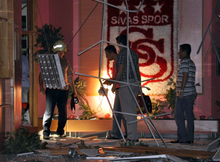 Sivasspor tesislerinde patlama! 1 sivasspor patlama nationalturk