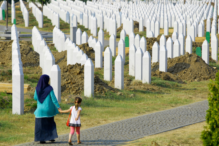 srebrenitsa mezarlik