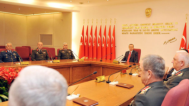 YAŞ kararları açıklandı / 55 general ve amiral emekli edildi! 1 erdogan yas toplantisi