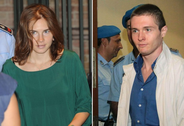 Amanda Knox ilk kitabı kim yazacak yarışını eski aşkı Raffaele'e kaybetti