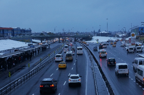 istanbul kar trafik