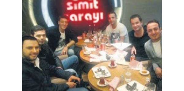 mesut ozil simit sarayi