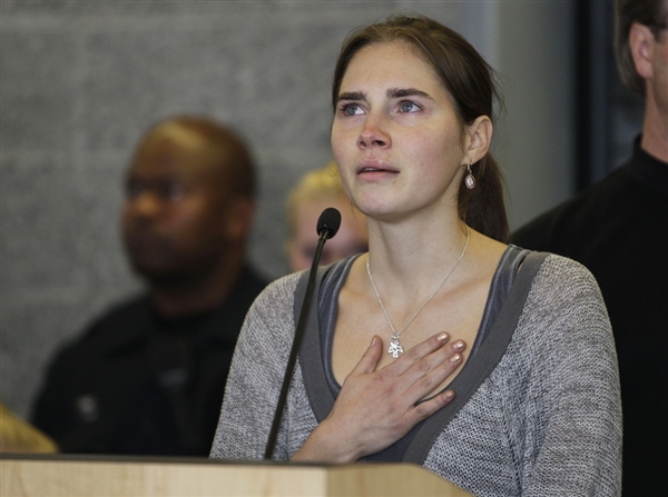 amanda knox yeniden yargilanacak