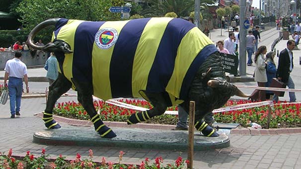 boga heykeli kadikoy