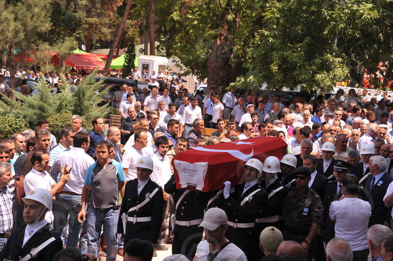 Şehit Sinan Yılmaz Tokat'ta toprağa verildi 1 sinan yilmaz cenaze toreni