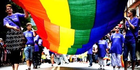 İsveç Avrupa'nın ilk LGBT huzur evini açıyor 1 isveç regnbagen lgbt 001