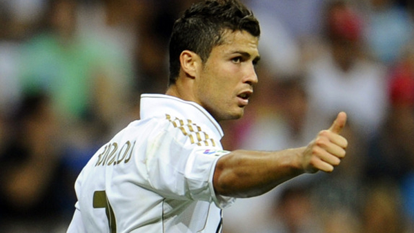Cristiano Ronaldo ve İbrahimoviç Şampiyonlar Ligi rekoru için sahada 1 ronaldo hattrick