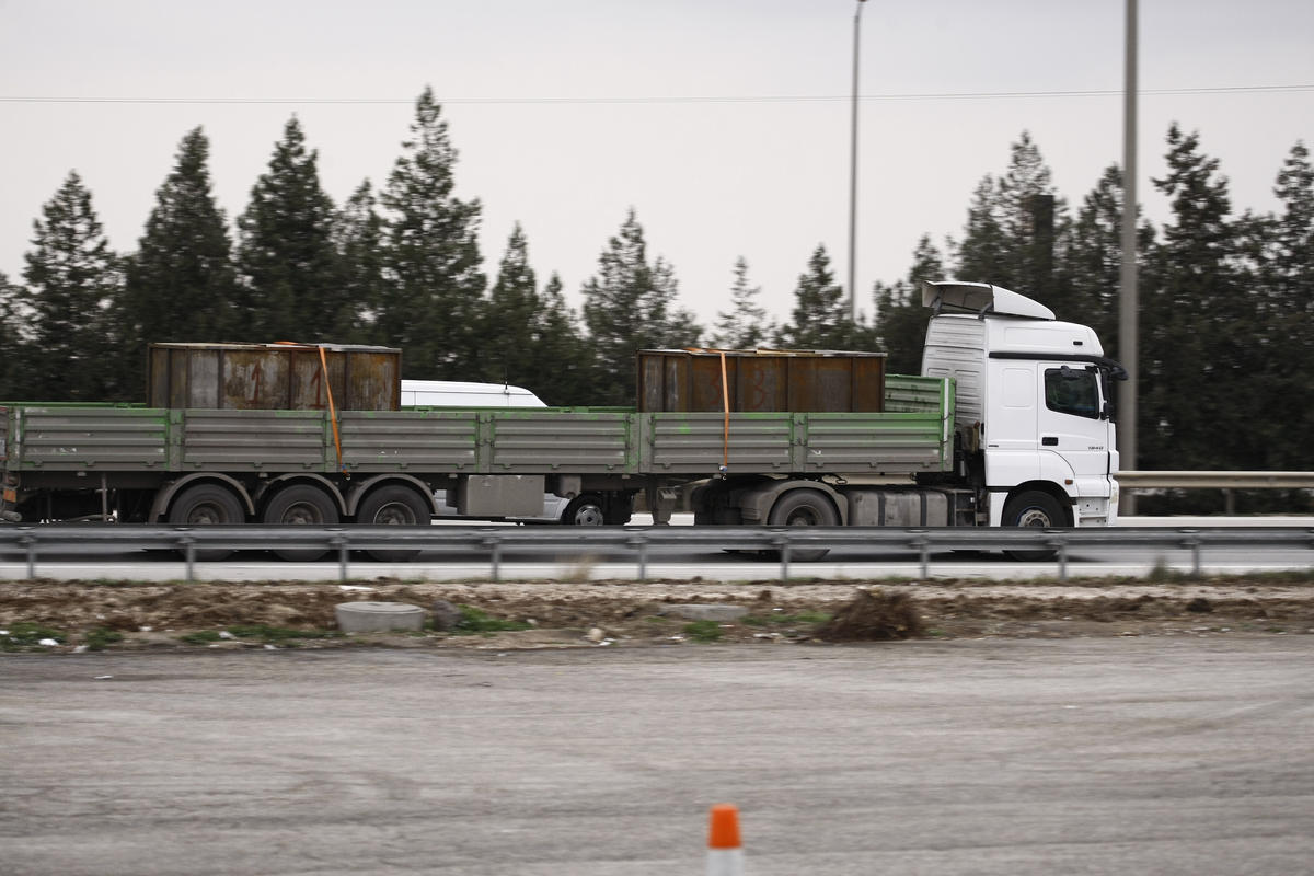 MİT TIRlarında arama yapmak isteyen savcı da gitti! 1 adana tir