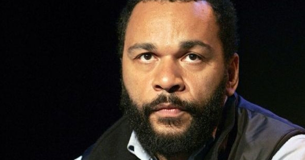Irkçı komedyen Dieudonne'nin evine polis baskını 1 dieudonne irkcilik