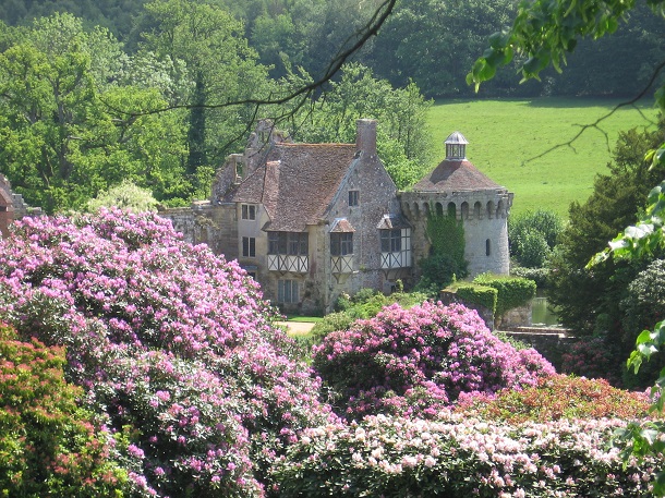 Kent bölgesi Londra'ya 1 saat mesafede İngiltere'nin bahçelerini gezin / Turizm Haberleri 1 scotney castle Kent