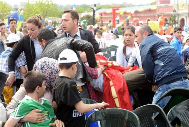 Polis 23 Nisanda Çocukları Gözlatına Aldı