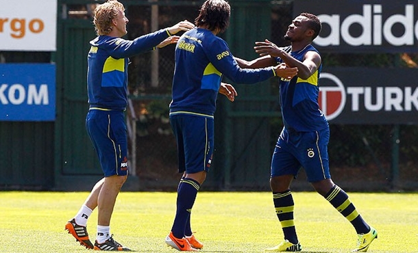 dunya kupasi kuyt alves emenike