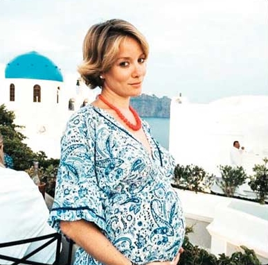 Bade İşçil doğumu Santorini adasında bekliyor 1 bade iscil santorini2