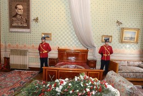 Atatürk dolmabahce sarayi