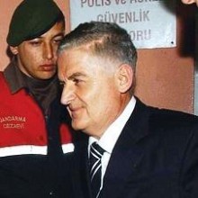 ahmet zeki ucok