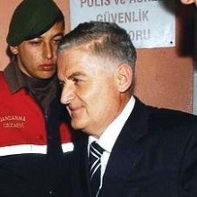 ahmet zeki ucok