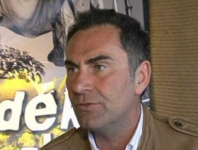 Atilla Saral bıçaklandı! 1 atilla saral e1320321916959