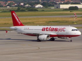 Atlasjet uçağı Isparta'ya zorunlu iniş yaptı 1 atlasjett