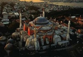 31 Mayıs'ta bir çağrı da Ayasofya için! "Seccadeni al gel" 1 ayasofya