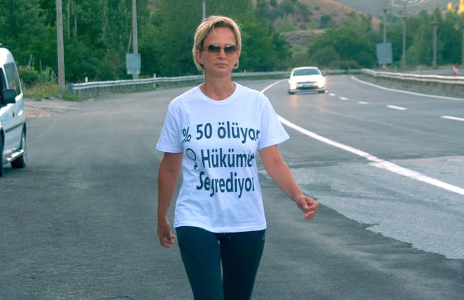 Aylin Kotil BDP'yi ziyaret etti 1 aylin kotil yuruyus 293472 e1375093874753