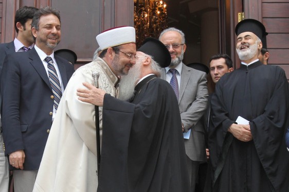 Tarihte bir ilk! Diyanet İşleri Başkanı Bartholomeus'u ziyaret etti 1 bartholomeos mehmet gormez e1341488396215
