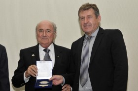 Sepp Blatter: Futbolla Kıbrıs'ı, İsrail'le Filistin'i birleştireceğiz 1 blatter susic