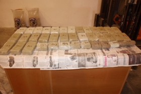 Çay paketinden eroin çıktı 1 cay paketli eroin