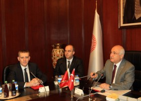 Cemil Çiçek Karadağ Başbakanı ile görüştü 1 cemil cicek karadag