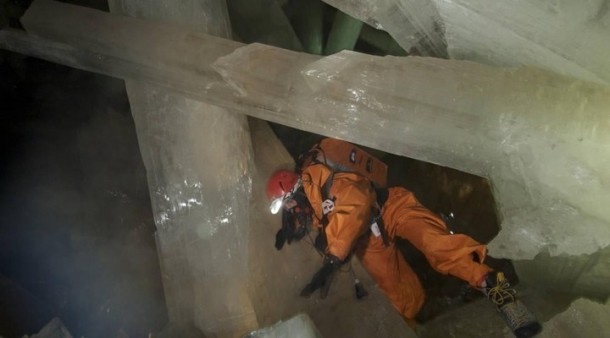 Avustralya'da Dünya'nın en eski parçası bulundu 1 dunyanin en eski kristal parcasi bulundu