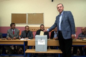 Başbakan Erdoğan: Referandum, Türkiye'yi sıçratacak bir sınavdır!.. 1 erdogan11