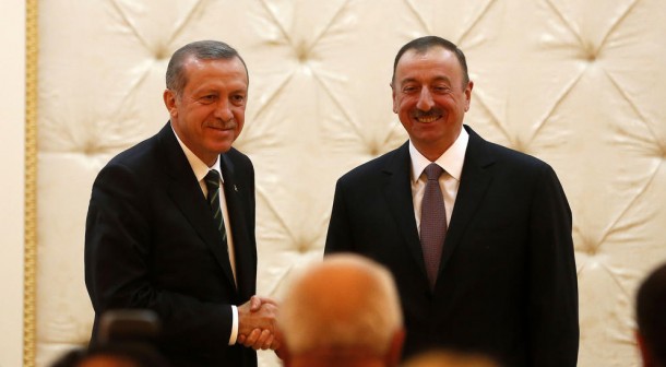 Erdoğan'a Azerbaycan'da "Nurcu" sorusu 1 erdogan azerbaycan ilham aliyev e1396621327662