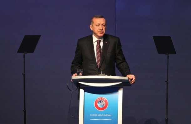 UEFA Kongresi başladı / Erdoğan: Kulüpler değil şahıslar ceza almalı 1 erdogan uefa kongresi