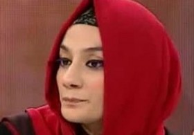 "CHP yüzünden Atatürk'ten nefret ediyorum" 1 esra elonu haberturk e1350732610671