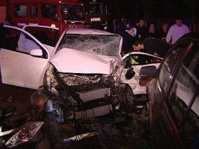 Beşiktaş'ta trafik kazası: 2 yaralı 1 etilerde trafik kazasi