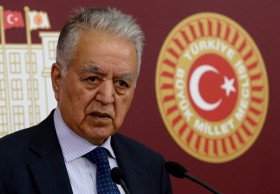 "AKP siyaseti ordunun içine soktu" 1 faruk logoglu basintoplantisi