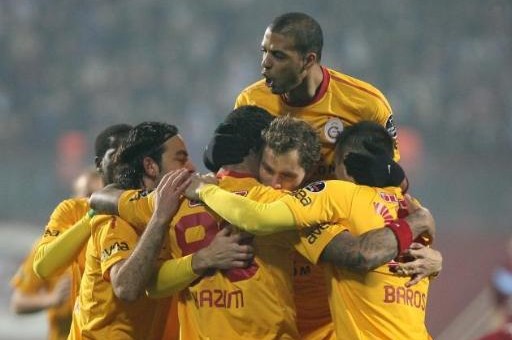 galatasaray sevinc trabzon e1323675423513