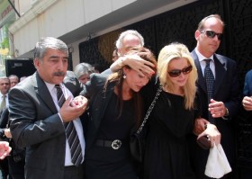 Hayati Kamhi toprağa verildi 1 hayati kamhi ailesi