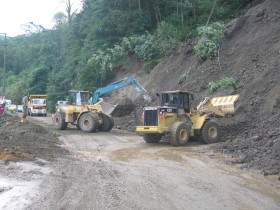 Trabzon'da heyelan: 2 ölü 1 heyelan