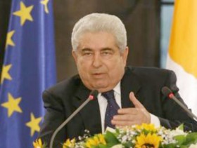 Hristofyas, Avrupa Komisyonu Başkanı Barroso ile görüştü 1 hristofyas barroso