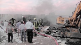 Hurdalıkta çıkan yangın büyük panik yaşattı 1 hurdalik yangin