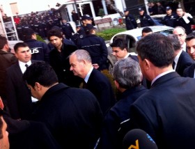 İlker Başbuğ duruşma salonunu terk etti! 1 ilker basbug adliye