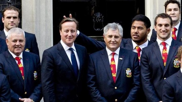 ingiltere basbakani cameron