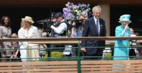 İngiltere Kraliçesi 33 yıl aradan sonra Wimbledon'da 1 ingilterekralicesi