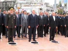 İstanbul'un düşman işgalinden kurtuluşunun 87. yıl dönümü kutlanıyor 1 istanbulun kurtulusu toreni
