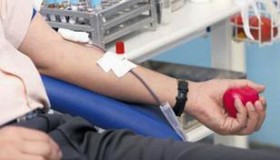 Yunanistan'da ırkçı kan bağışı kampanyası! 1 kan bagisi