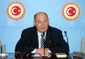 Kemal Anadol'dan "PKK ile görüşüldü mü?" sorusu 1 kemal anadol tbmm