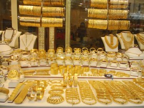 Altın fiyatları düşmeye devam ediyor / Çeyrek altın fiyatı 165 TL 1 kuyumculuk