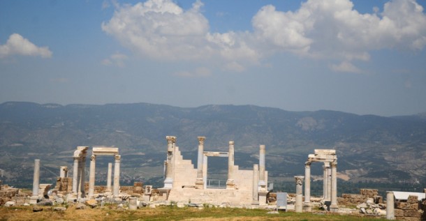 1500 yıllık mermer atölyesi bulundu 1 laodikya antik kenti
